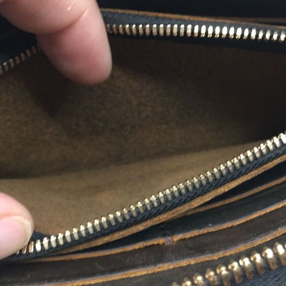 Portland Leather Goods Grizzly Zip Around Accordion Long Wallet - Picture 16 of 17